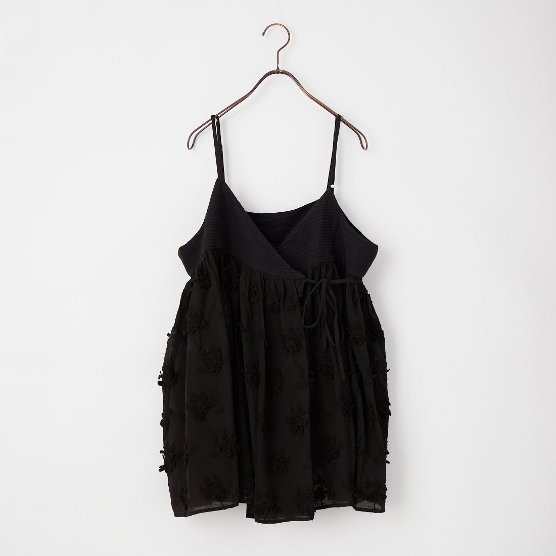 crinkle crinkle crinkle [クリンクル クリンクル クリンクル] 3D刺繍カシュクールキャミソール [CC-4518] BLACK