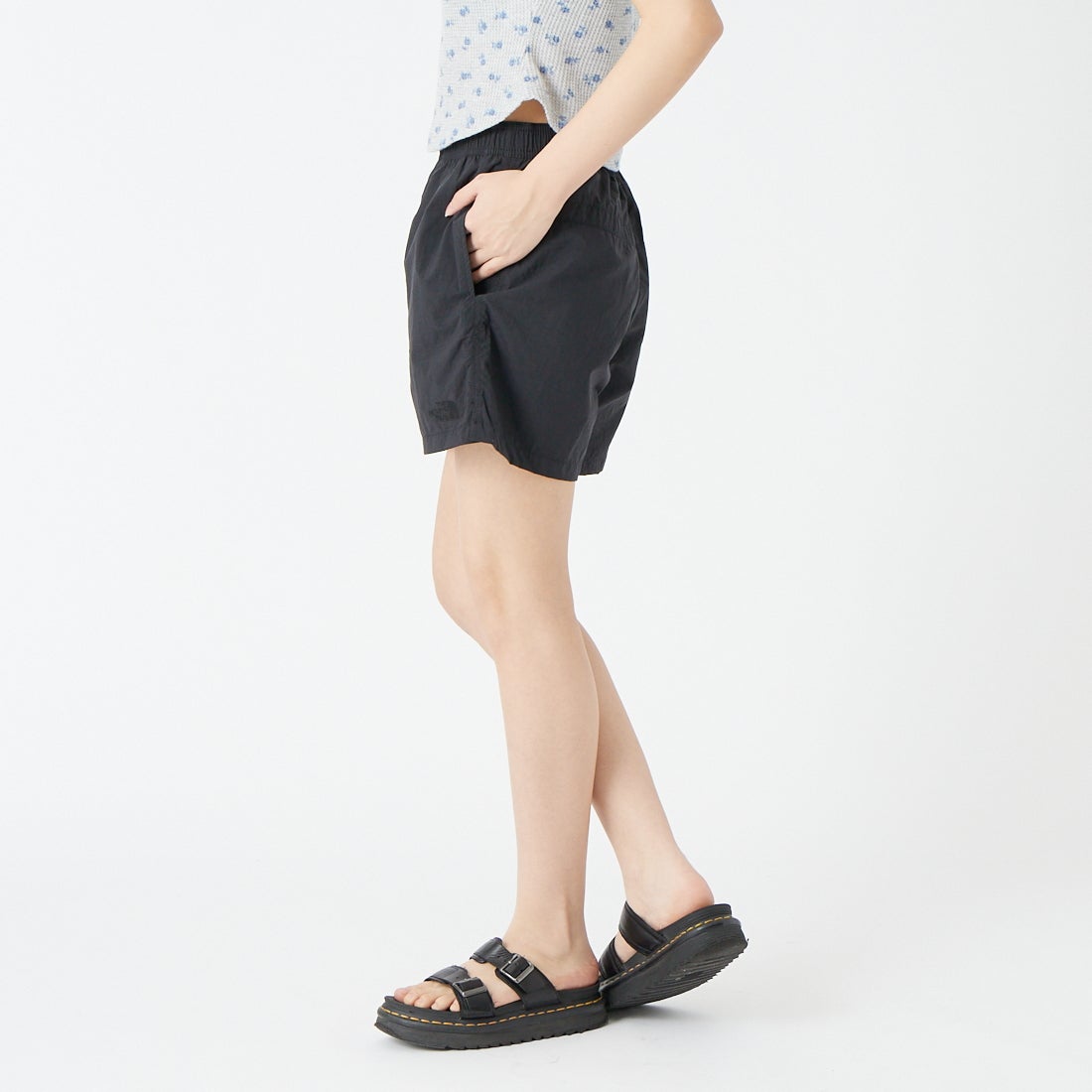THE NORTH FACE [ザ ノースフェイス] バーサタイルショーツ [NB42630] KK &&モデル身長：162cm 着用サイズ：S&&