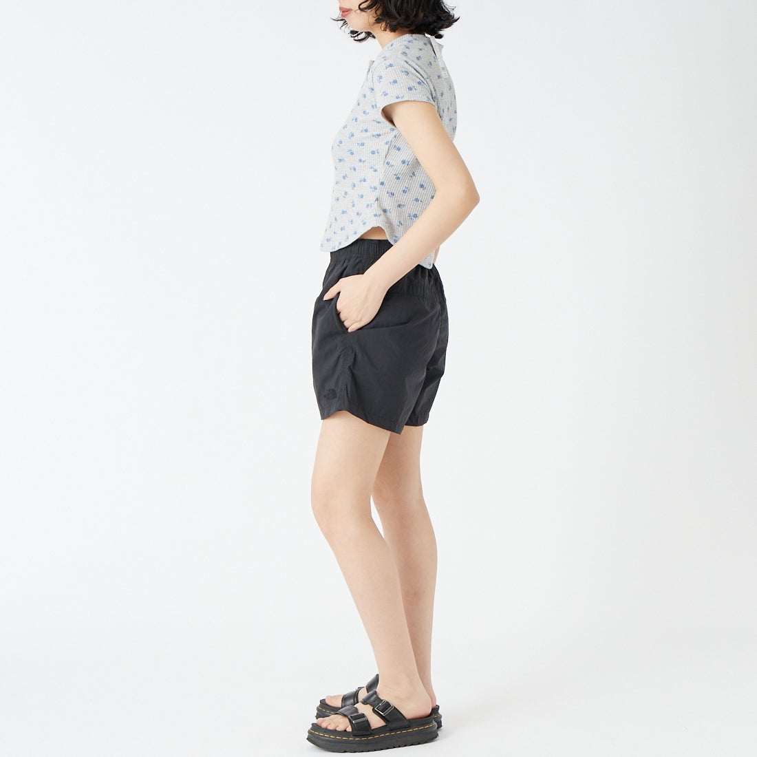 THE NORTH FACE [ザ ノースフェイス] バーサタイルショーツ [NB42630] KK &&モデル身長：162cm 着用サイズ：S&&