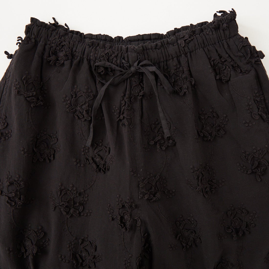 crinkle crinkle crinkle [クリンクル クリンクル クリンクル] シアーコットン 3D刺繍 イージーパンツ [CC-4528] BLACK