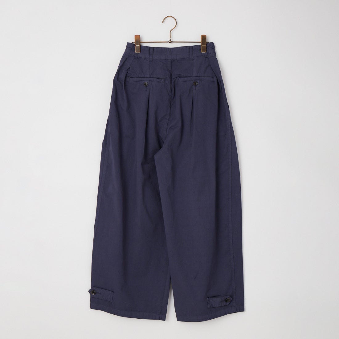 crinkle crinkle crinkle [クリンクル クリンクル クリンクル] ガーメントダイオーバータックパンツ [CC-4529] NAVY