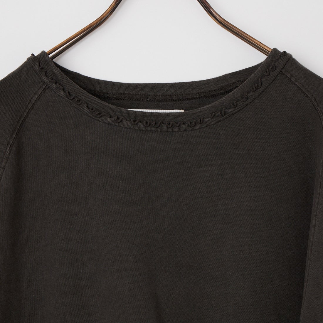 ESTROISLOSE [エストゥロワルーズ] 天竺ピグメント加工 6分袖Tシャツ [EC26106] 99 BLACK