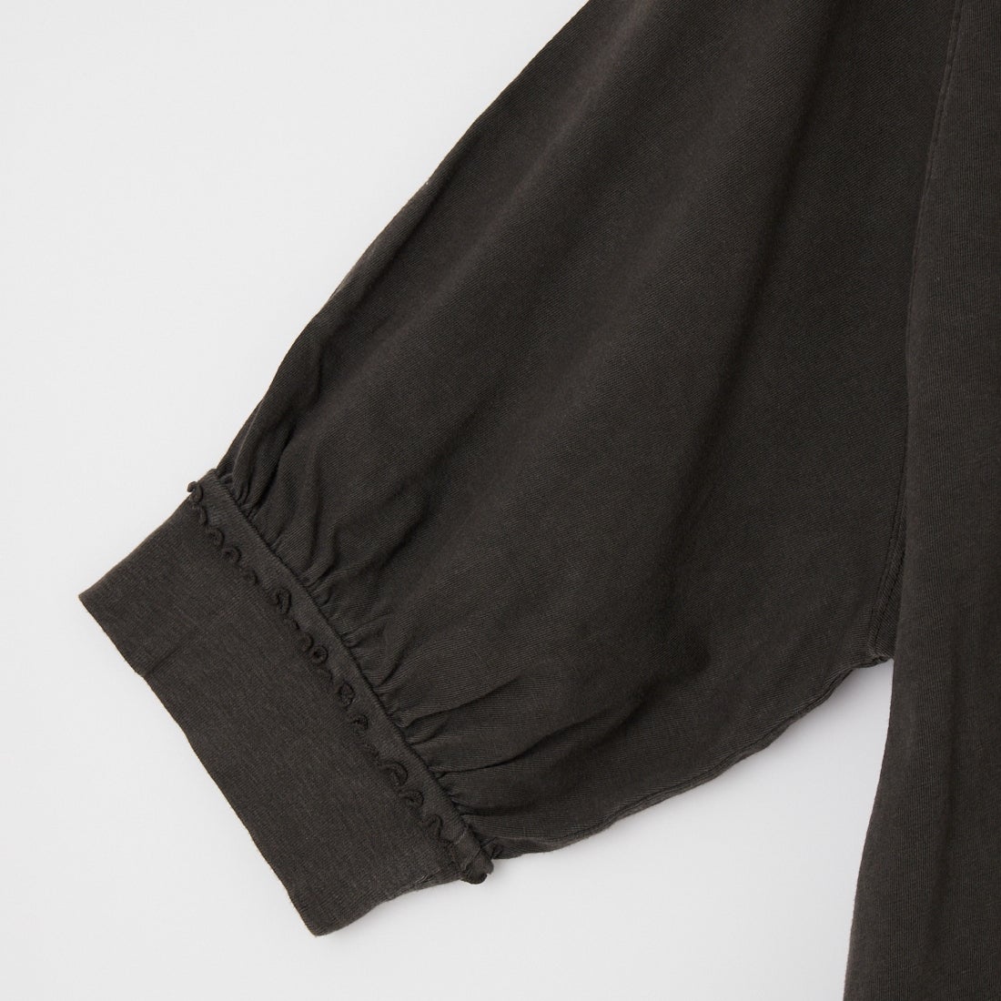 ESTROISLOSE [エストゥロワルーズ] 天竺ピグメント加工 6分袖Tシャツ [EC26106] 99 BLACK