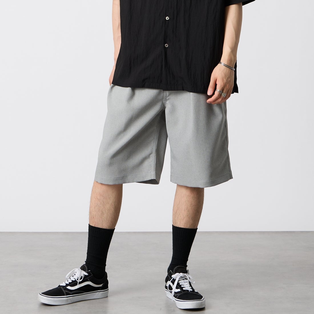 GRAY&&モデル身長：177cm 着用サイズ：2&&