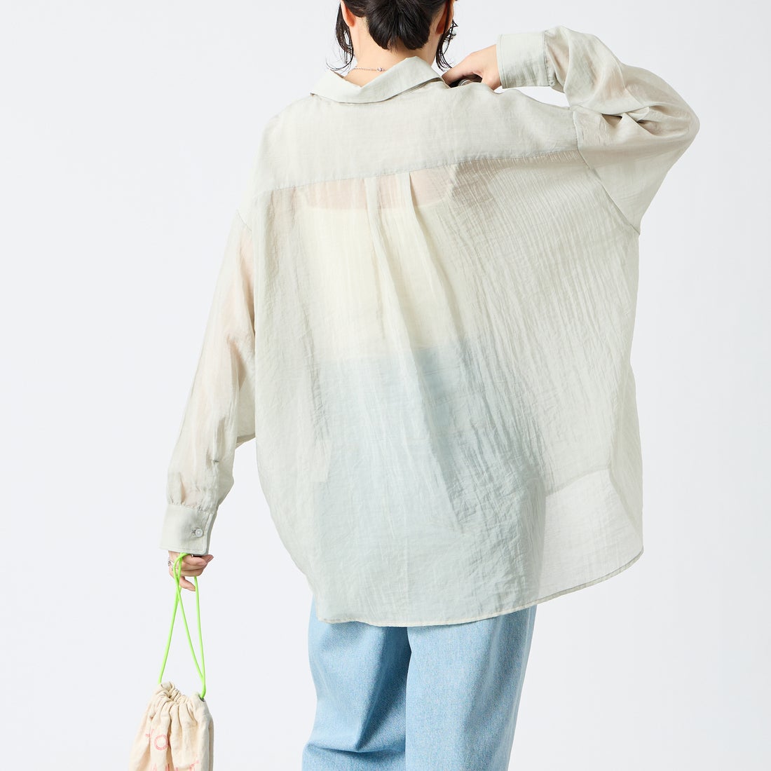 USINE [ユジーヌ] シアーオーバーサイズシャツ [IN9-SH-6] ｾｰｼﾞ &&モデル身長：162cm 着用サイズ：F&&