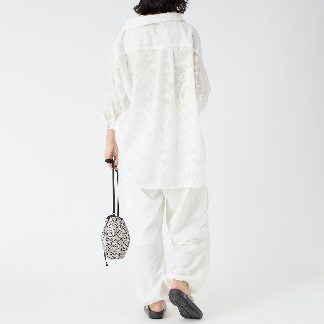 USINE [ユジーヌ] シアーオーバーサイズシャツ [IN9-SH-6] ﾎﾜｲﾄJQ &&モデル身長：162cm 着用サイズ：F&&