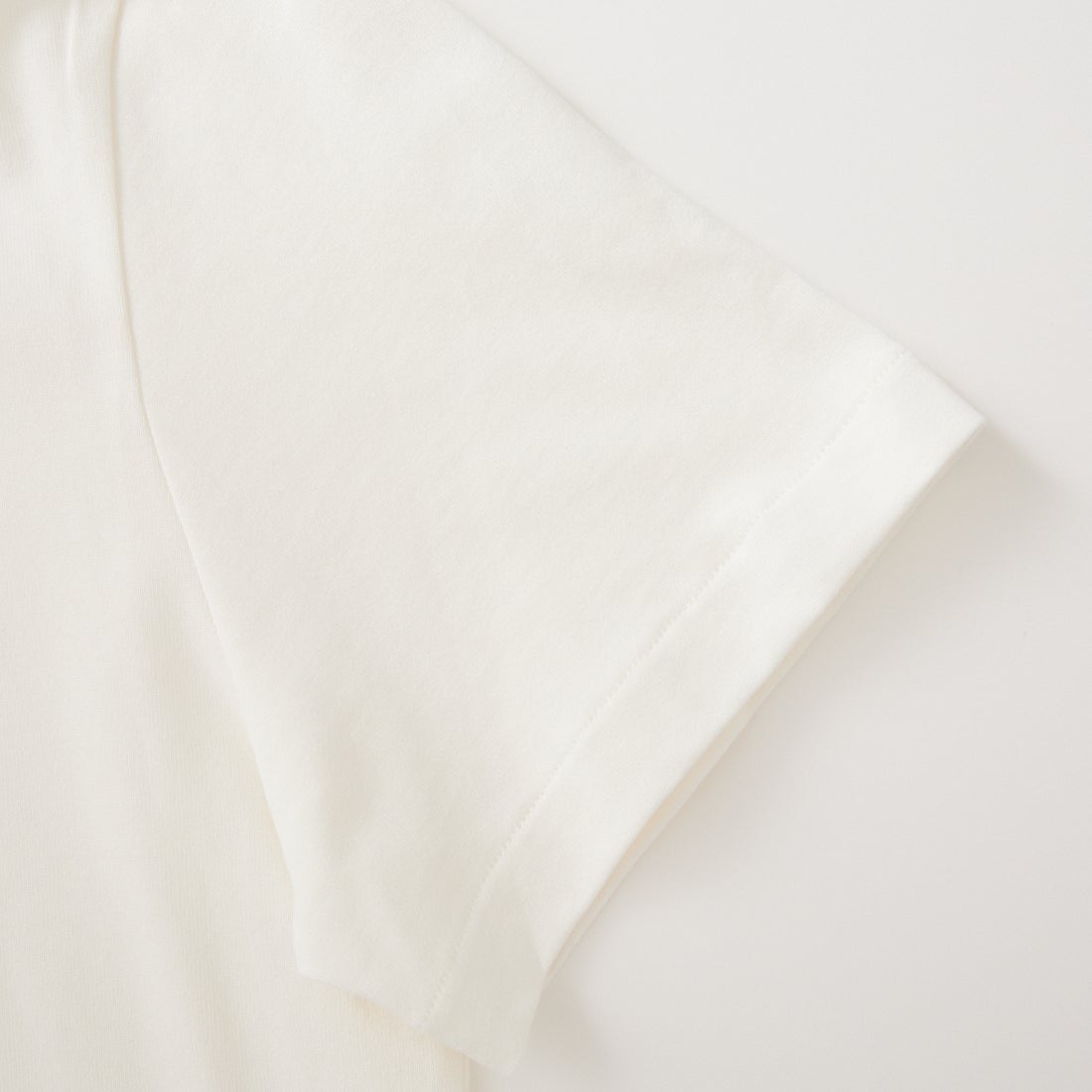 A.P.C. [アー・ペー・セー] ロゴ刺繍ショートスリーブTシャツ [STANDARD-RUE-MADAME] 87 BLANC/M