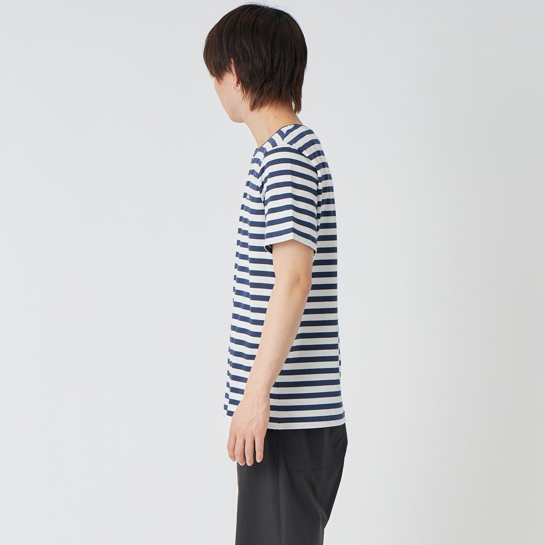 A.P.C. [アー・ペー・セー] ロゴ刺繍ショートスリーブボーダーTシャツ [STANDARD-APC-BRODE-R] 39 D.NAVY &&モデル身長：177cm 着用サイズ：M&&