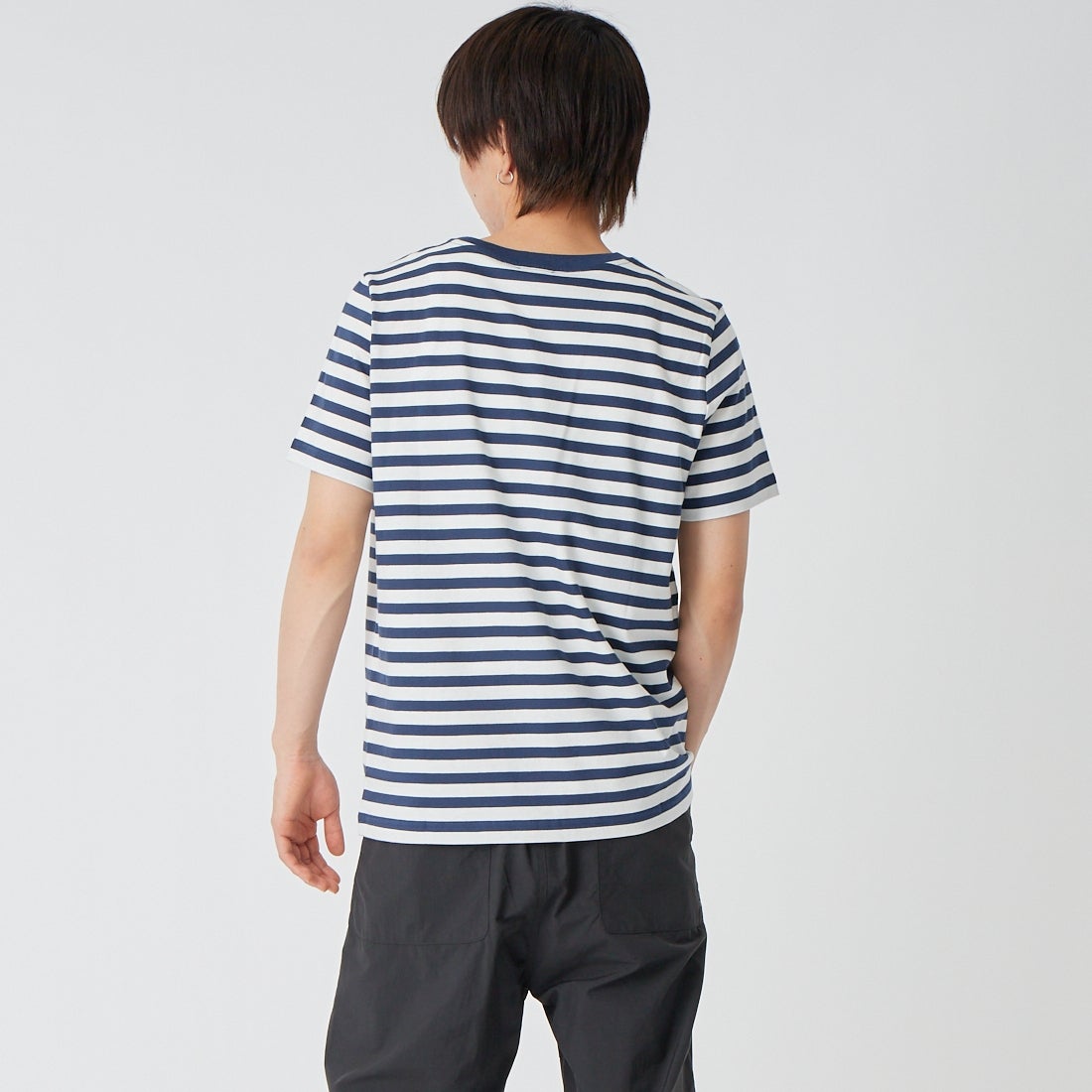 A.P.C. [アー・ペー・セー] ロゴ刺繍ショートスリーブボーダーTシャツ [STANDARD-APC-BRODE-R] 39 D.NAVY &&モデル身長：177cm 着用サイズ：M&&