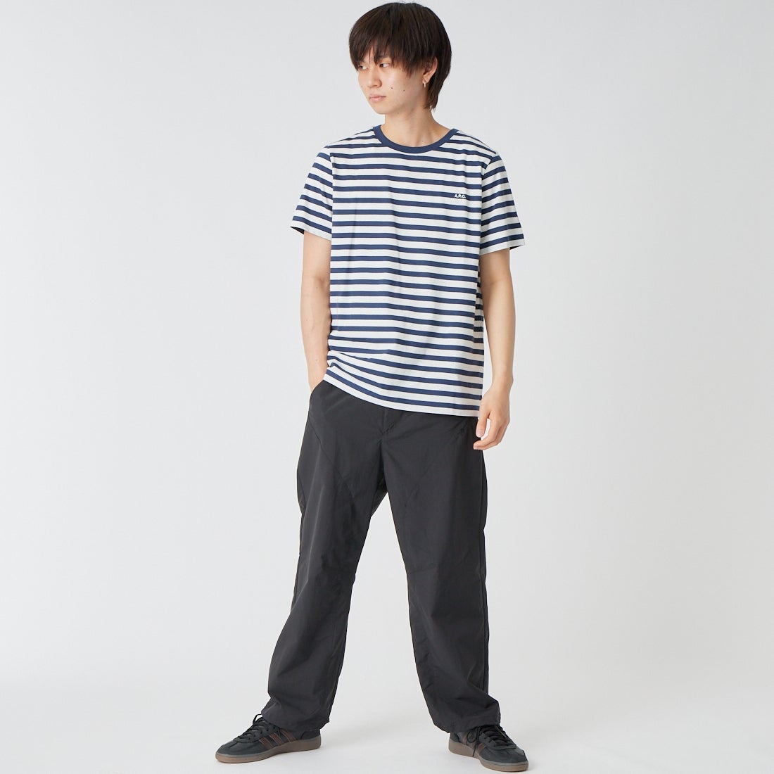 A.P.C. [アー・ペー・セー] ロゴ刺繍ショートスリーブボーダーTシャツ [STANDARD-APC-BRODE-R] 39 D.NAVY &&モデル身長：177cm 着用サイズ：M&&