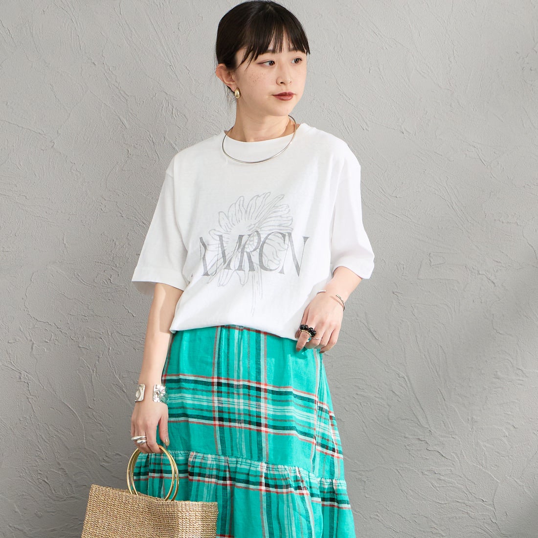 Americana [アメリカーナ] AMRCN FLOWER プリントTシャツ [BRF-807A-1] ﾎﾜｲﾄ &&モデル身長：150cm 着用サイズ：ONE SIZE&&