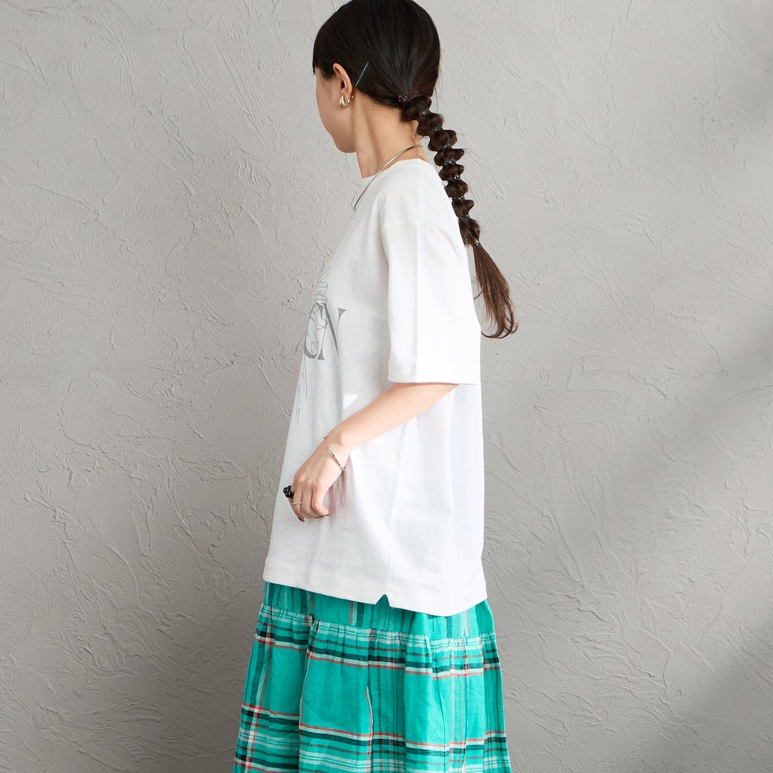 Americana [アメリカーナ] AMRCN FLOWER プリントTシャツ [BRF-807A-1] ﾎﾜｲﾄ &&モデル身長：150cm 着用サイズ：ONE SIZE&&