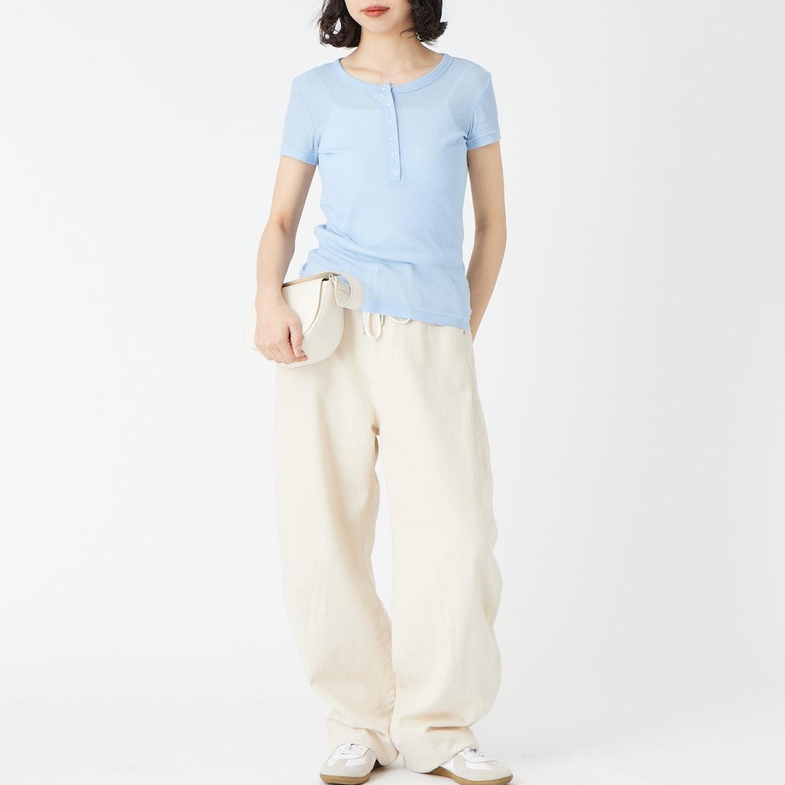 USINE [ユジーヌ] シアーリブヘンリーネックTシャツ [21267068] 073 ｻｯｸｽ &&モデル身長：162cm 着用サイズ：F&&