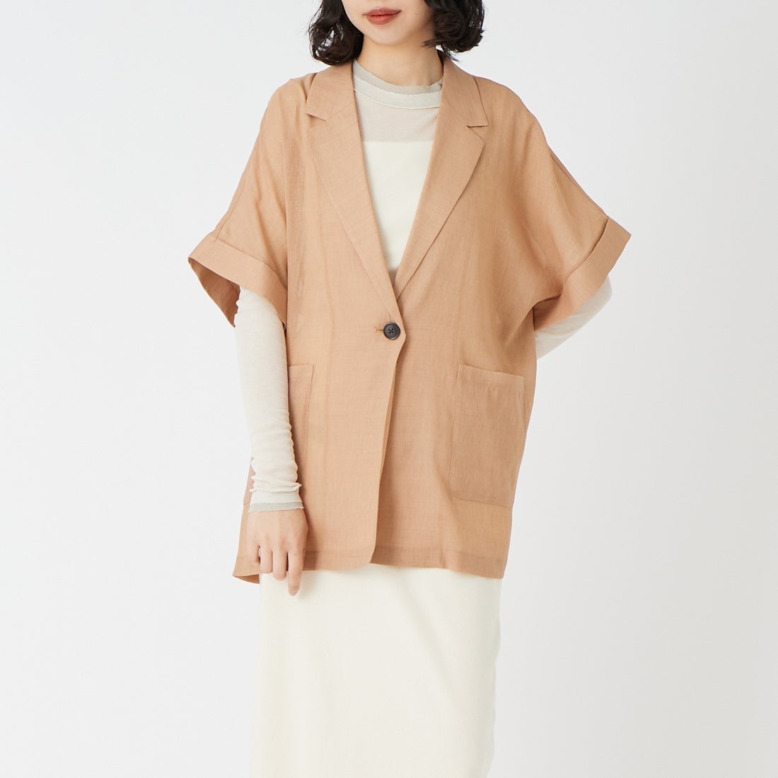 USINE [ユジーヌ] リネンライクシアーショートスリーブジャケット [21267061] 020 ｵﾚﾝｼﾞ &&モデル身長：162cm 着用サイズ：F&&