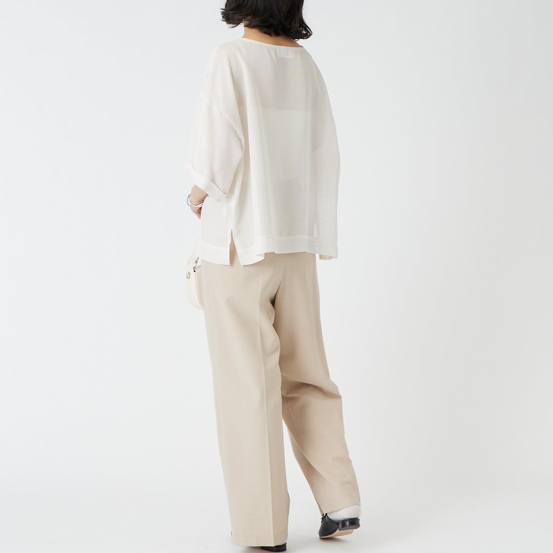 USINE [ユジーヌ] 5分袖メッシュTシャツ [21268054] 031 ｵﾌ &&モデル身長：162cm 着用サイズ：F&&