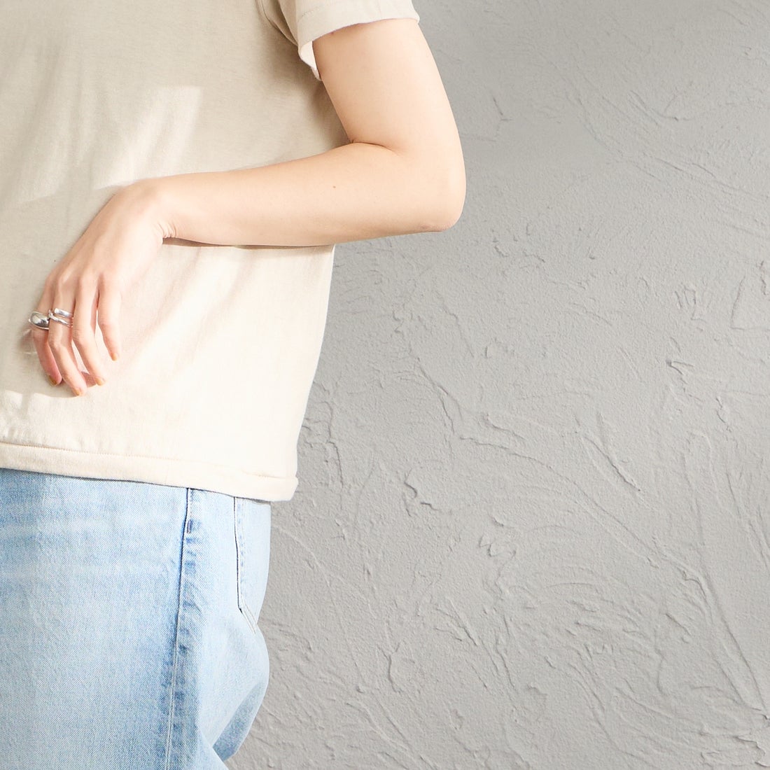 Hanes [ヘインズ] 3PクルーネックTシャツ by THE DODO JEAN [HW1-D703] 997 ASSORT &&モデル身長：158cm 着用サイズ：F&&