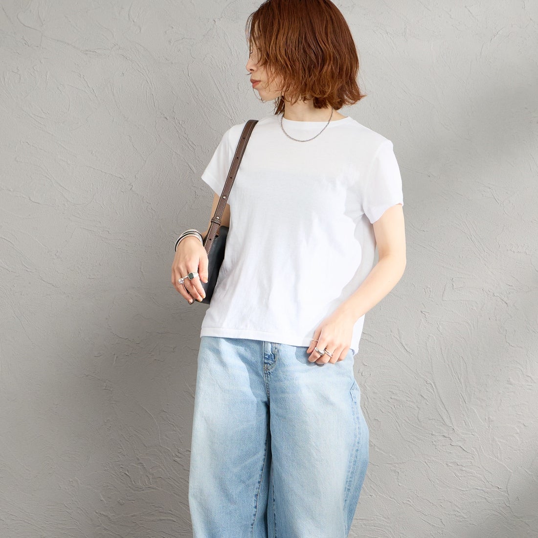 Hanes [ヘインズ] 3PクルーネックTシャツ by THE DODO JEAN [HW1-D703] 997 ASSORT &&モデル身長：158cm 着用サイズ：F&&