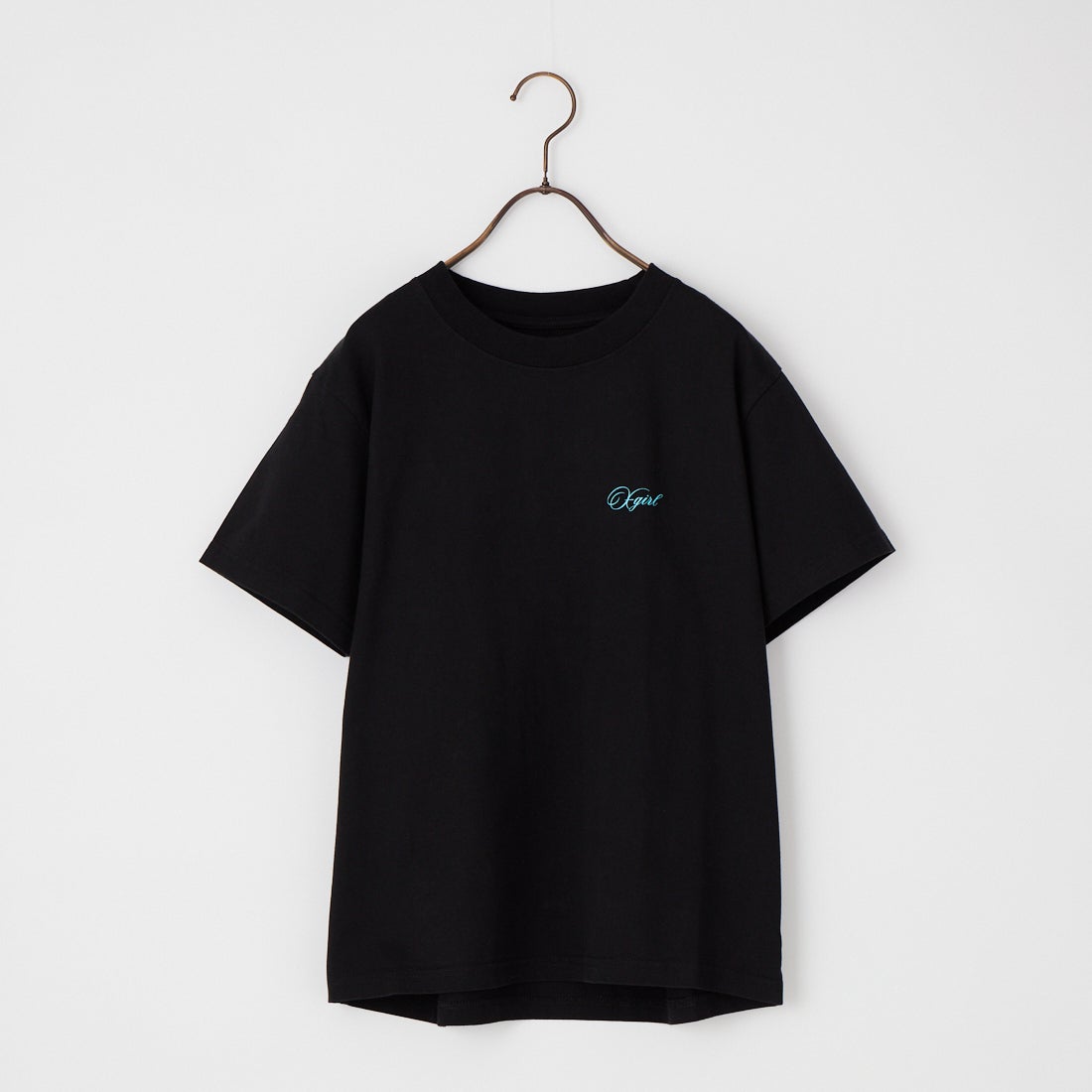 X-girl [エックスガール] カーシブスクリプトロゴ＆フェイス 半袖Tシャツ [105261011011] BLACK