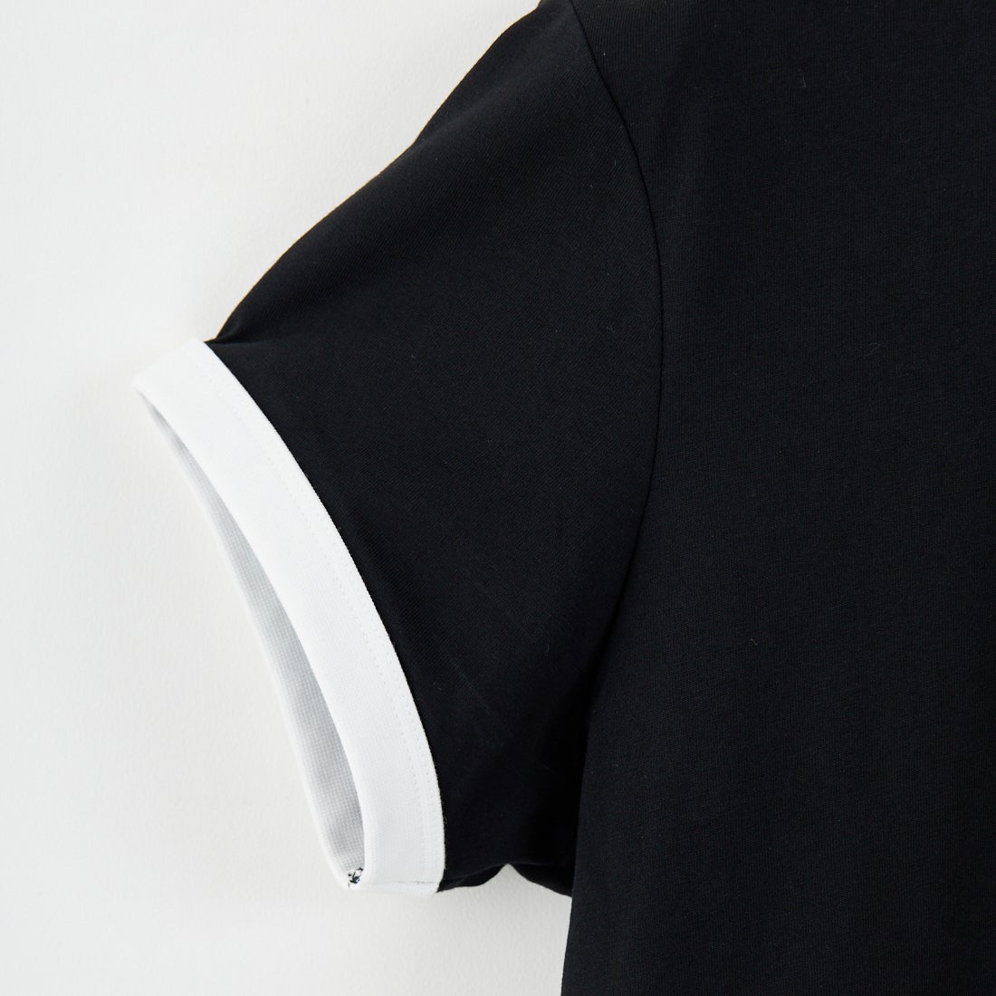 FRED PERRY [フレッドペリー] クロップド リンガーTシャツ [G9163] 102 BLACK