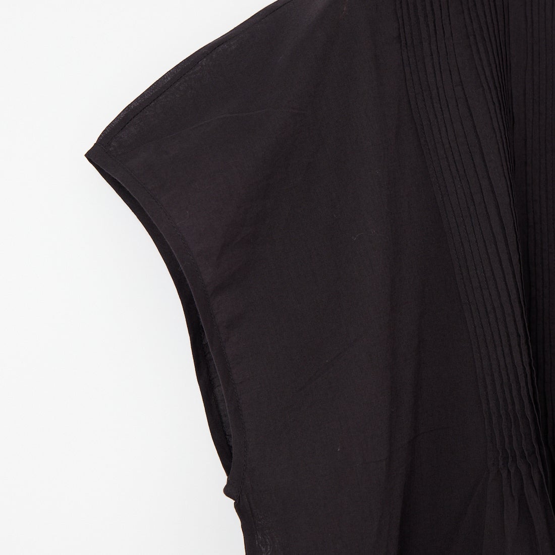 soil [ソイル] バンドカラー フレンチスリーブ ピンタックシャツ [NSL26022] 9900 BLACK