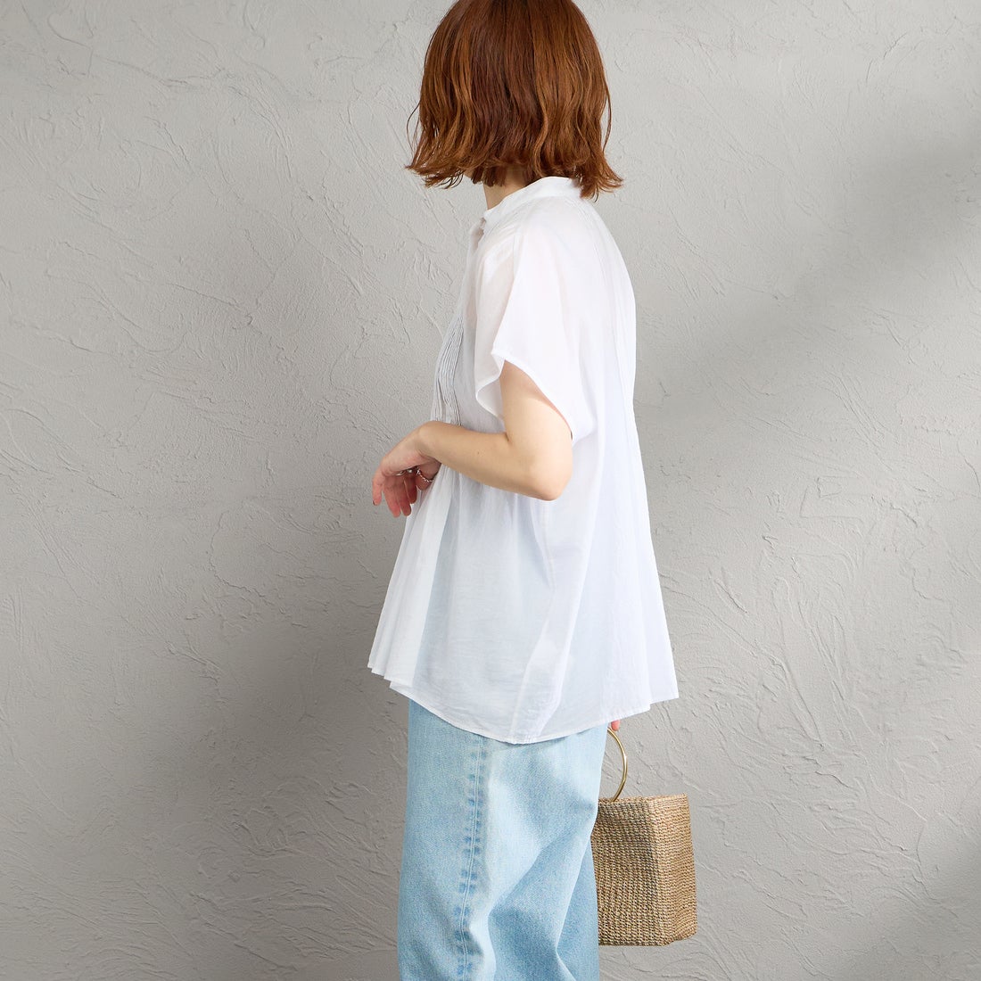 soil [ソイル] バンドカラー フレンチスリーブ ピンタックシャツ [NSL26022] 9000 O.WHI &&モデル身長：158cm 着用サイズ：1&&