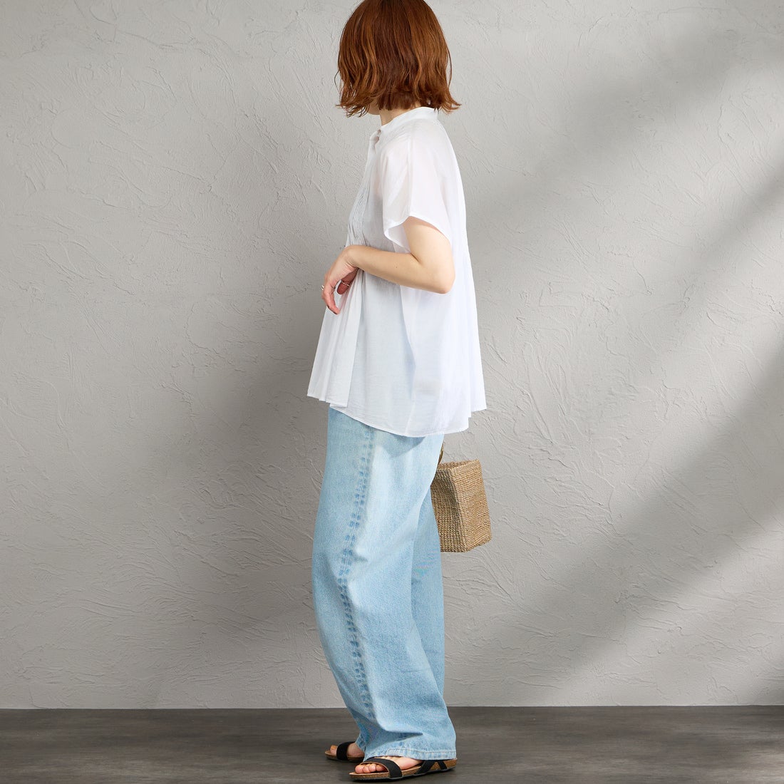 soil [ソイル] バンドカラー フレンチスリーブ ピンタックシャツ [NSL26022] 9000 O.WHI &&モデル身長：158cm 着用サイズ：1&&
