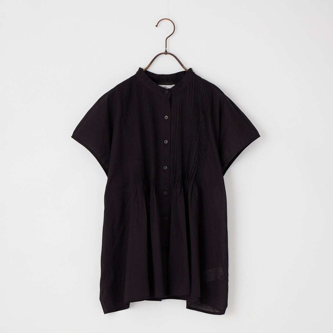 soil [ソイル] バンドカラー フレンチスリーブ ピンタックシャツ [NSL26022] 9900 BLACK