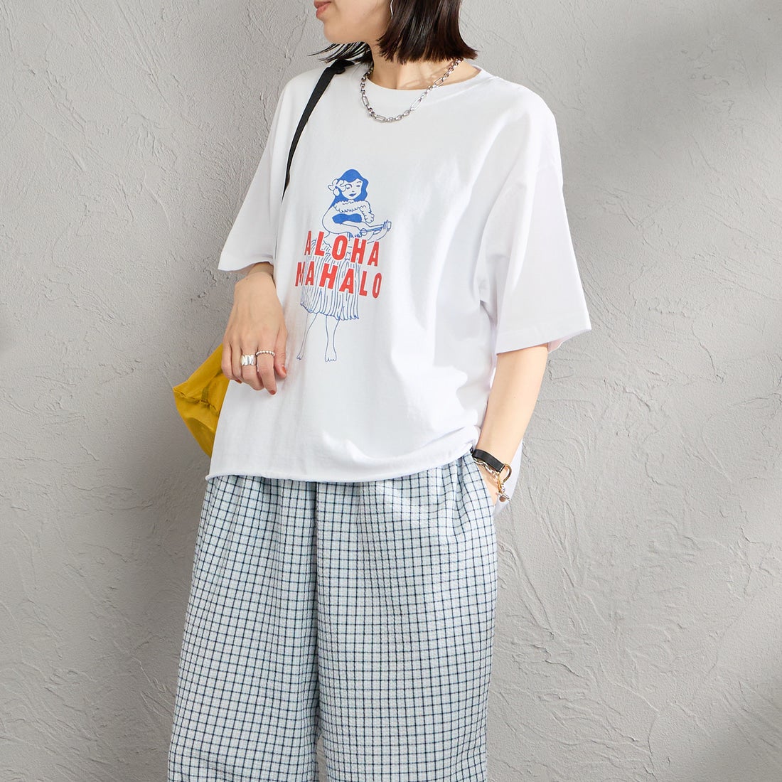 FUNG [ファング] 別注 ALOHA MAHALO カットオフプリントTシャツ [ALOHA-MAHALO-JF] WHITE &&モデル身長：160cm 着用サイズ：M&&