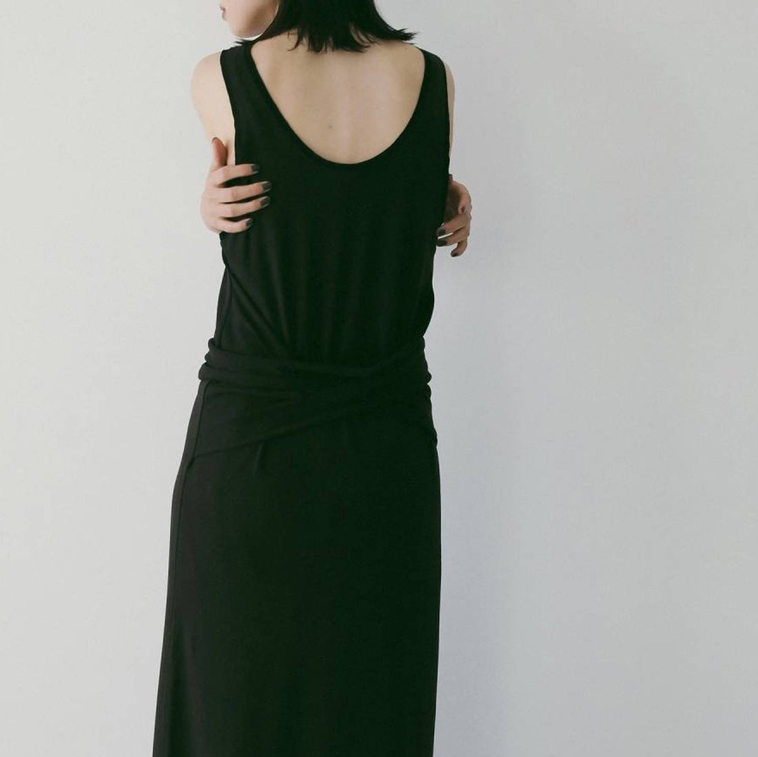 anuke [アンヌーク] スリーブレス カットワンピース [62610310] BLK