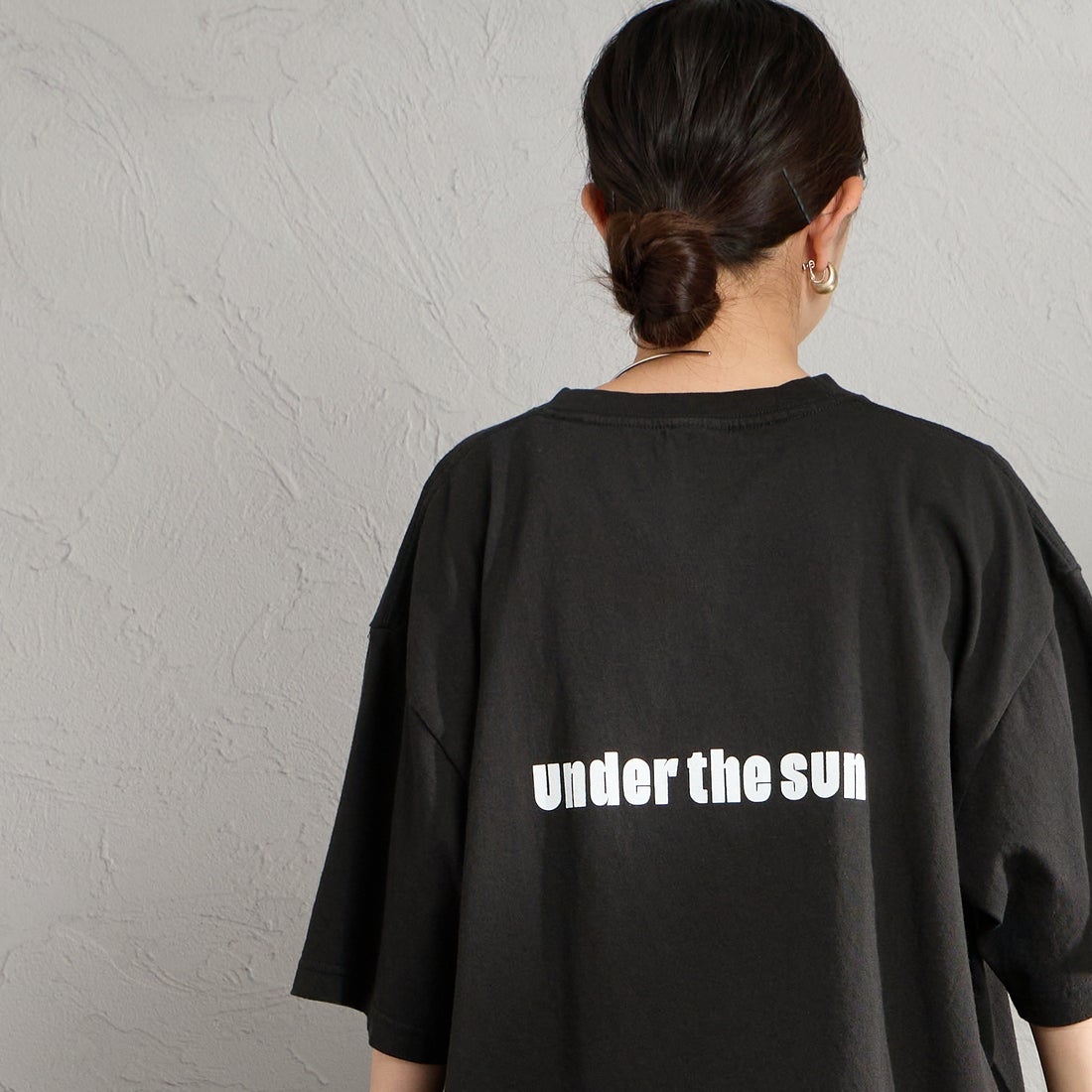FUNG [ファング] HEALTHY カットオフ プリントTシャツ [HEALTHY] BLACK &&モデル身長：150cm 着用サイズ：M&&