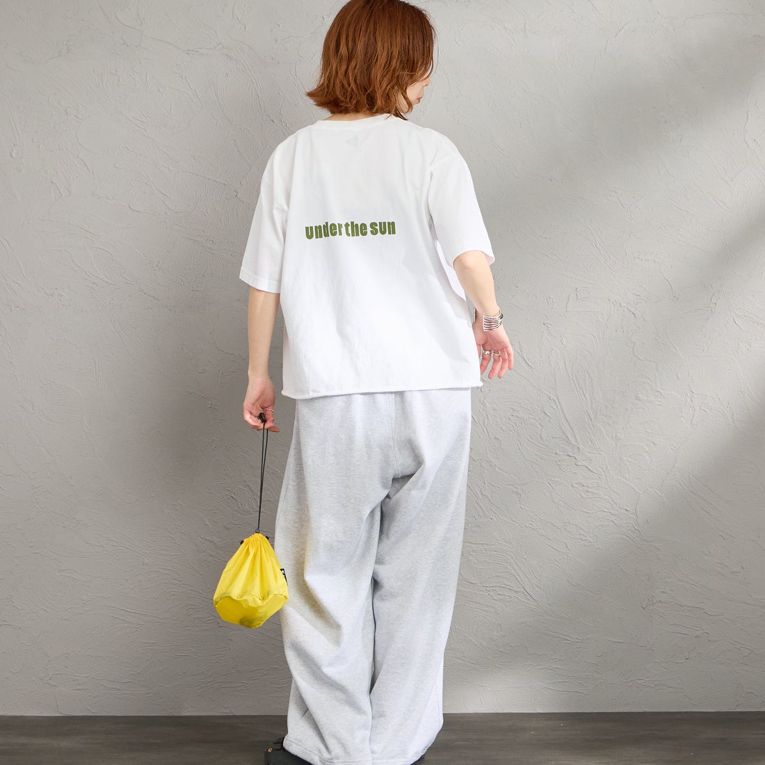 FUNG [ファング] HEALTHY カットオフ プリントTシャツ [HEALTHY] WHT/O.GRN &&モデル身長：158cm 着用サイズ：M&&