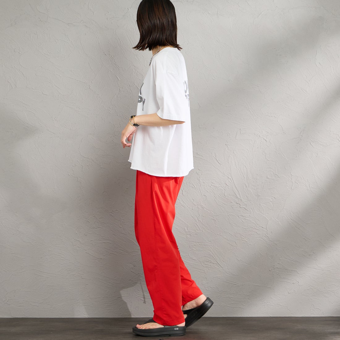 FUNG [ファング] I'M OK カットオフ プリントTシャツ [IM-OK] WHT/BLACK &&モデル身長：160cm 着用サイズ：M&&