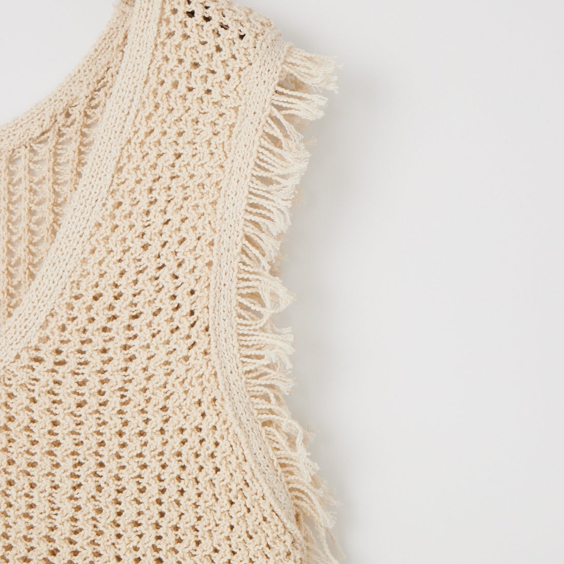 anuke [アンヌーク] フリンジ ニットタンクトップ [62610510] IVR