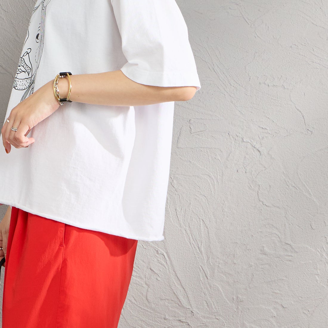 FUNG [ファング] K.C カットオフ プリントTシャツ [KC] WHT/BLACK &&モデル身長：160cm 着用サイズ：M&&