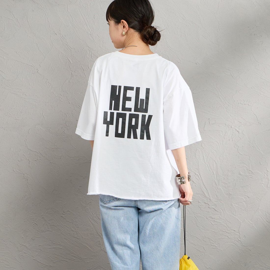 FUNG [ファング] N.Y FB カットオフ プリントTシャツ [NY-FB] WHT/BLACK &&モデル身長：150cm 着用サイズ：M&&