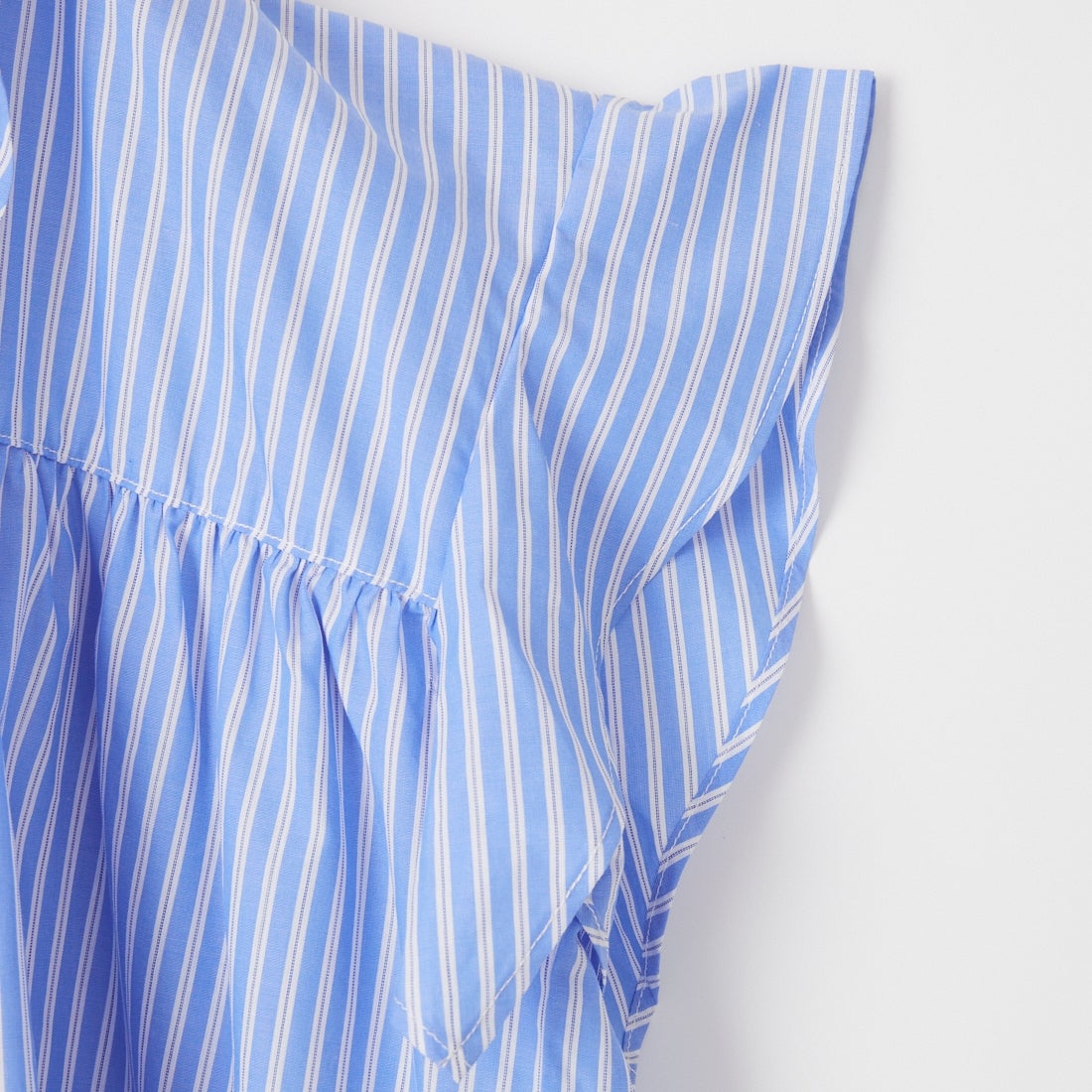 USINE [ユジーヌ] ラッフルカラーフリルブラウス [IN5-SH-6] SAX ST