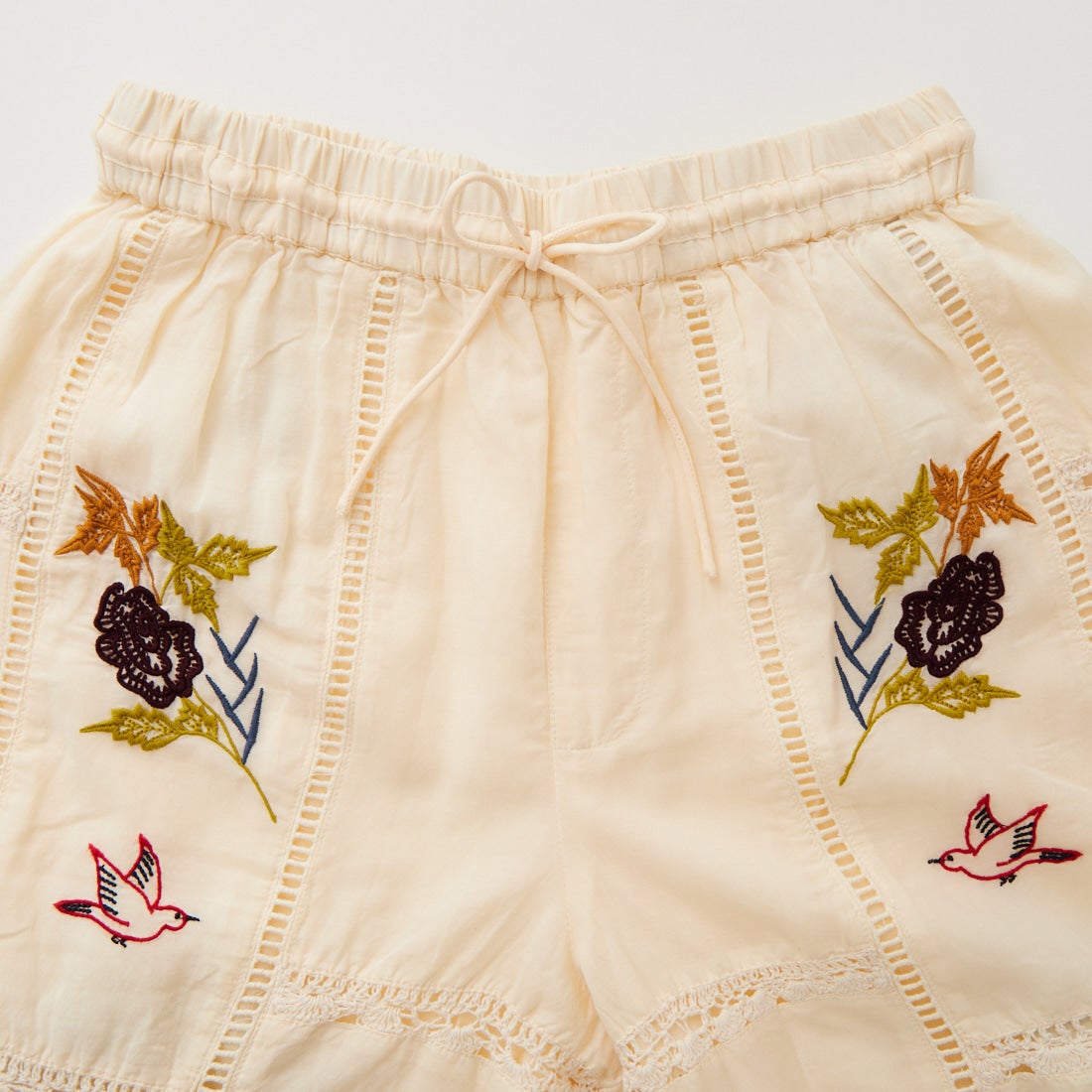 TODAYFUL [トゥデイフル] エンブロイダリー パッチワークトラウザーズ [12610719] ECRU