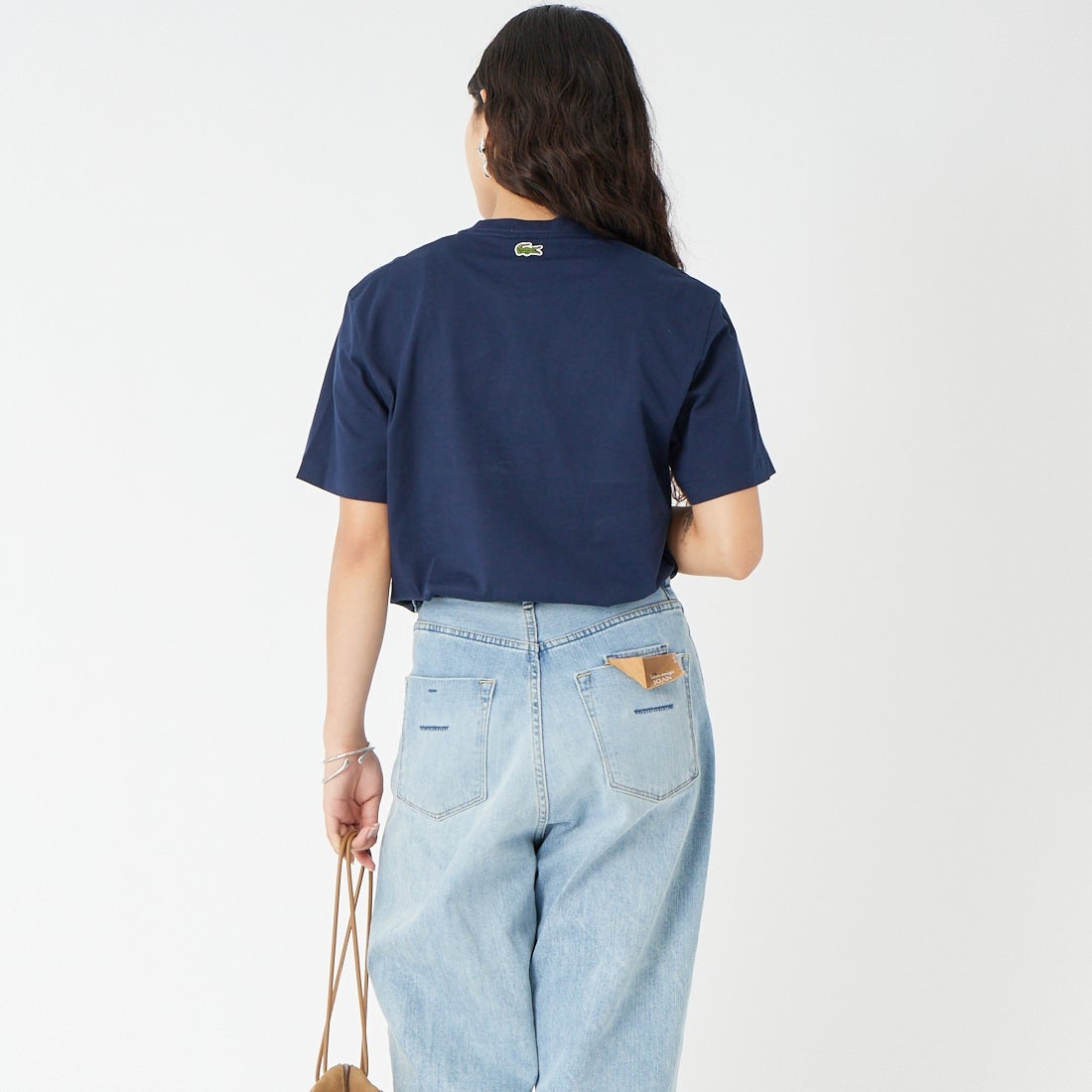 LACOSTE [ラコステ] エンボスパリロゴ クルーネックTシャツ [TH0794] 166 NAVY B &&モデル身長：162cm 着用サイズ：XS&&