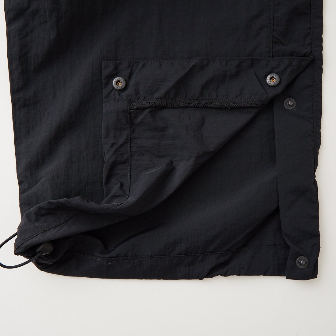 NIKE [ナイキ] ルーズ ハイウエスト パラシュート パンツ [IF0335] 010 BLACK