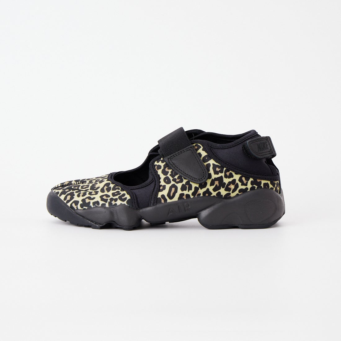 010 BLACK