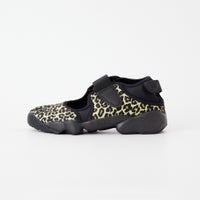 010 BLACK