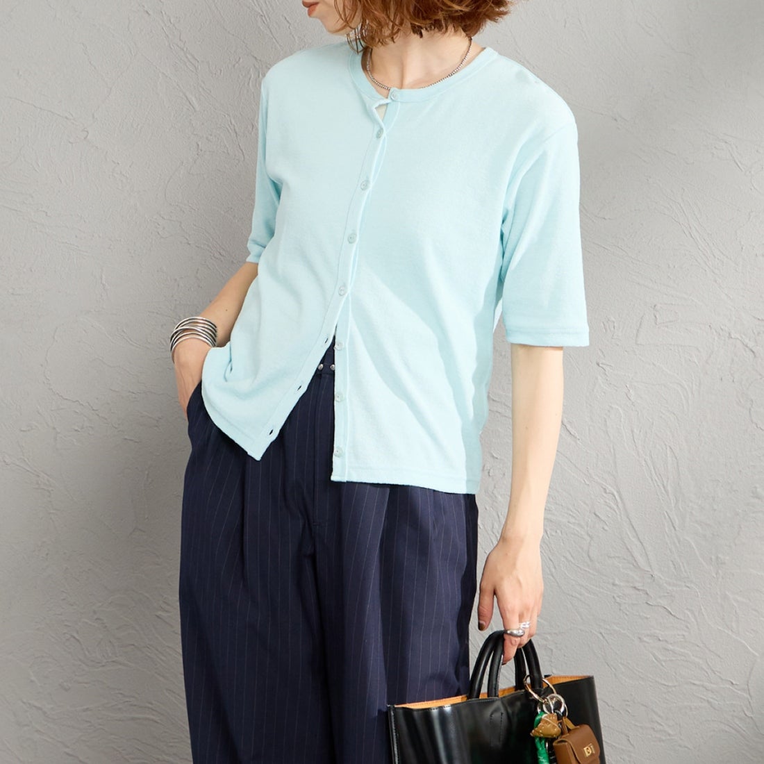 83 BLUE&&モデル身長：158cm 着用サイズ：F0&&