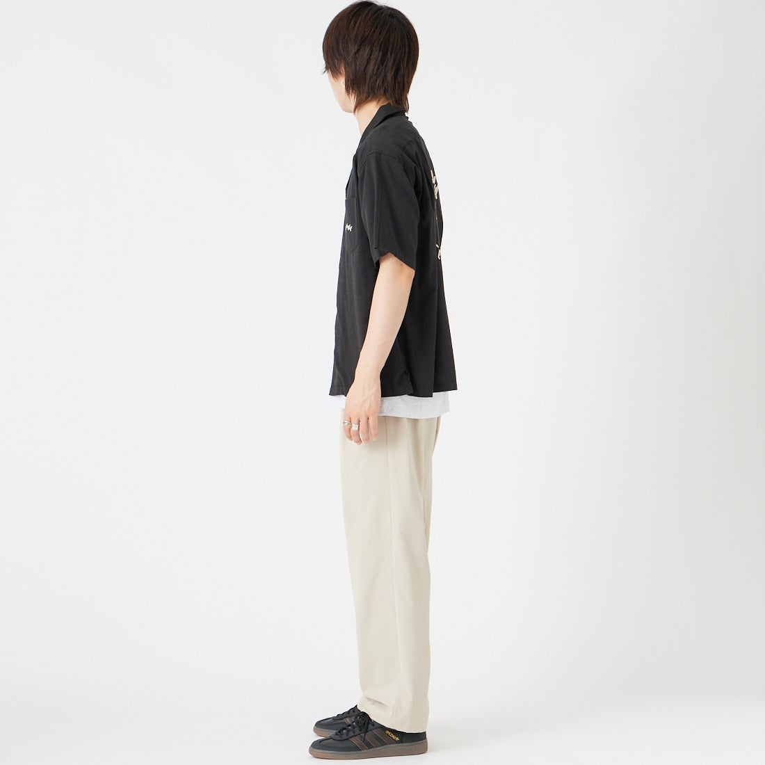 33Degrees [サーティスリーディグリーズ] 刺繍リネンラタッチ オープンカラーシャツ [TDR-262-028] 01BLK ﾄﾗ &&モデル身長：177cm 着用サイズ：M&&