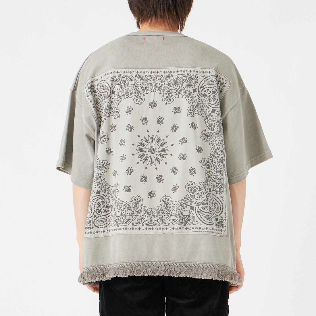 HELLO CALIF [ハローカリフ] HAV-A-HANK フリンジTシャツ [662004] GREIGE &&モデル身長：177cm 着用サイズ：L&&
