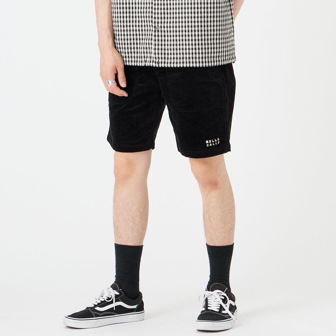 HELLO CALIF [ハローカリフ] サマーコーディロイ ショートパンツ [662330] BLACK &&モデル身長：177cm 着用サイズ：M&&