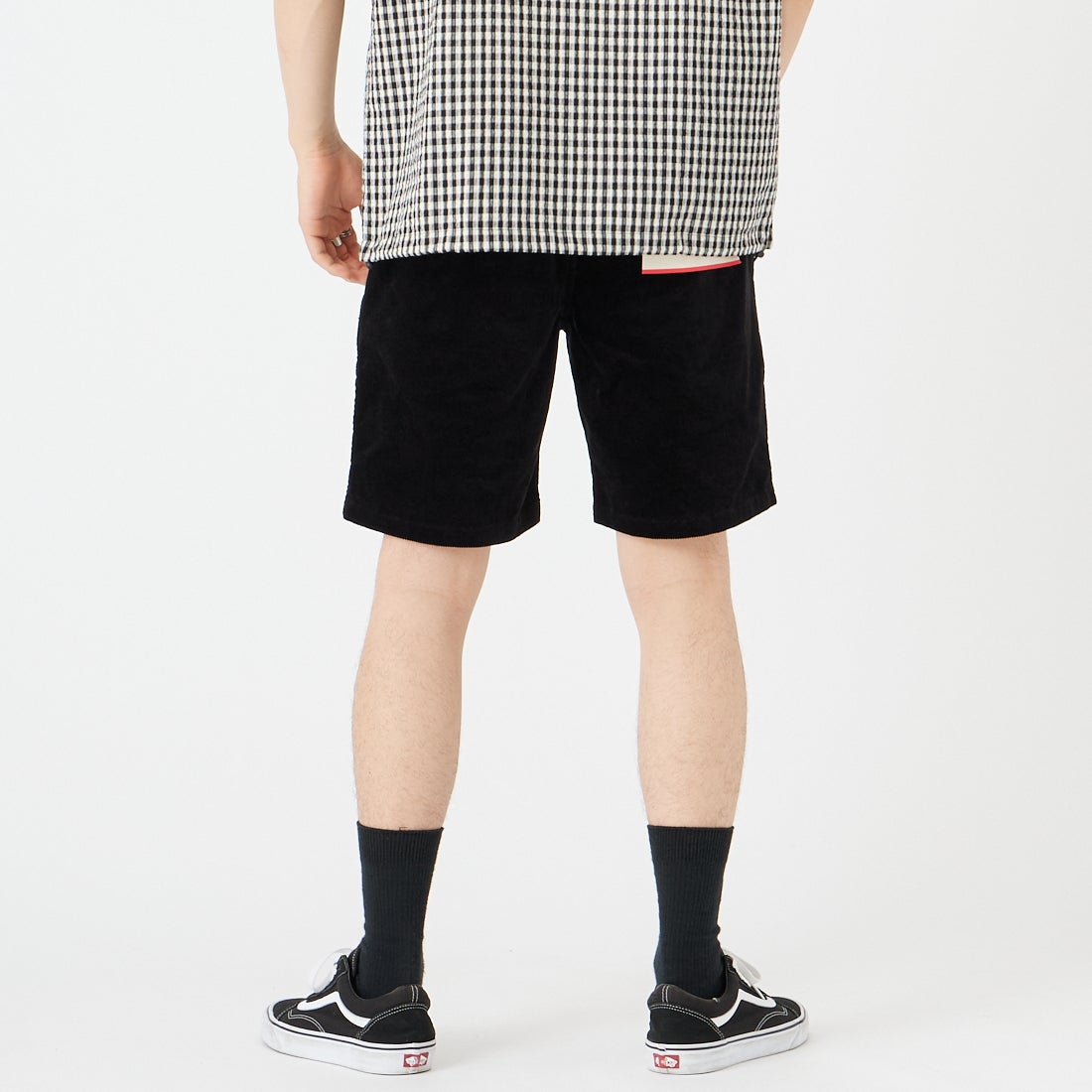 HELLO CALIF [ハローカリフ] サマーコーディロイ ショートパンツ [662330] BLACK &&モデル身長：177cm 着用サイズ：M&&