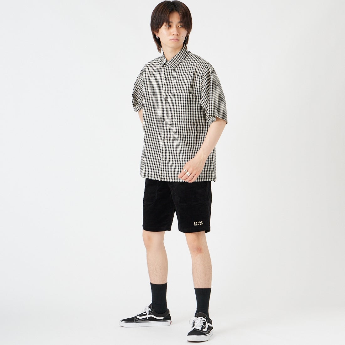 HELLO CALIF [ハローカリフ] サマーコーディロイ ショートパンツ [662330] BLACK &&モデル身長：177cm 着用サイズ：M&&