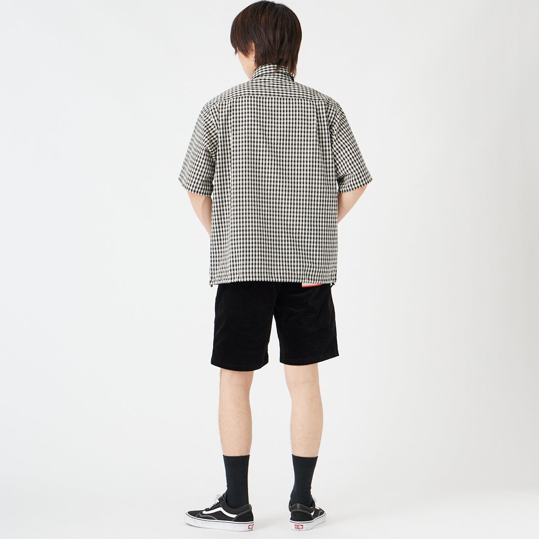 HELLO CALIF [ハローカリフ] サマーコーディロイ ショートパンツ [662330] BLACK &&モデル身長：177cm 着用サイズ：M&&