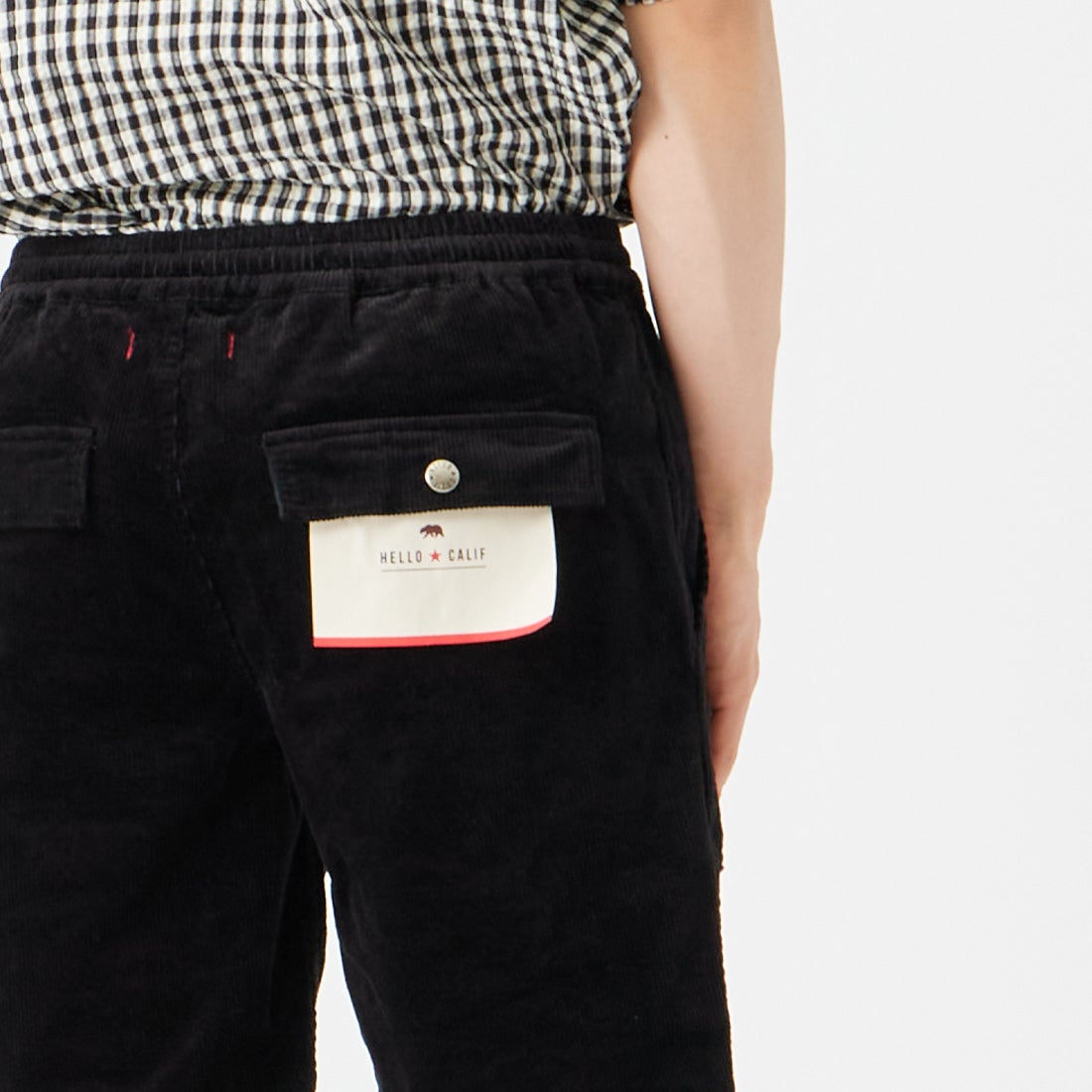 HELLO CALIF [ハローカリフ] サマーコーディロイ ショートパンツ [662330] BLACK &&モデル身長：177cm 着用サイズ：M&&