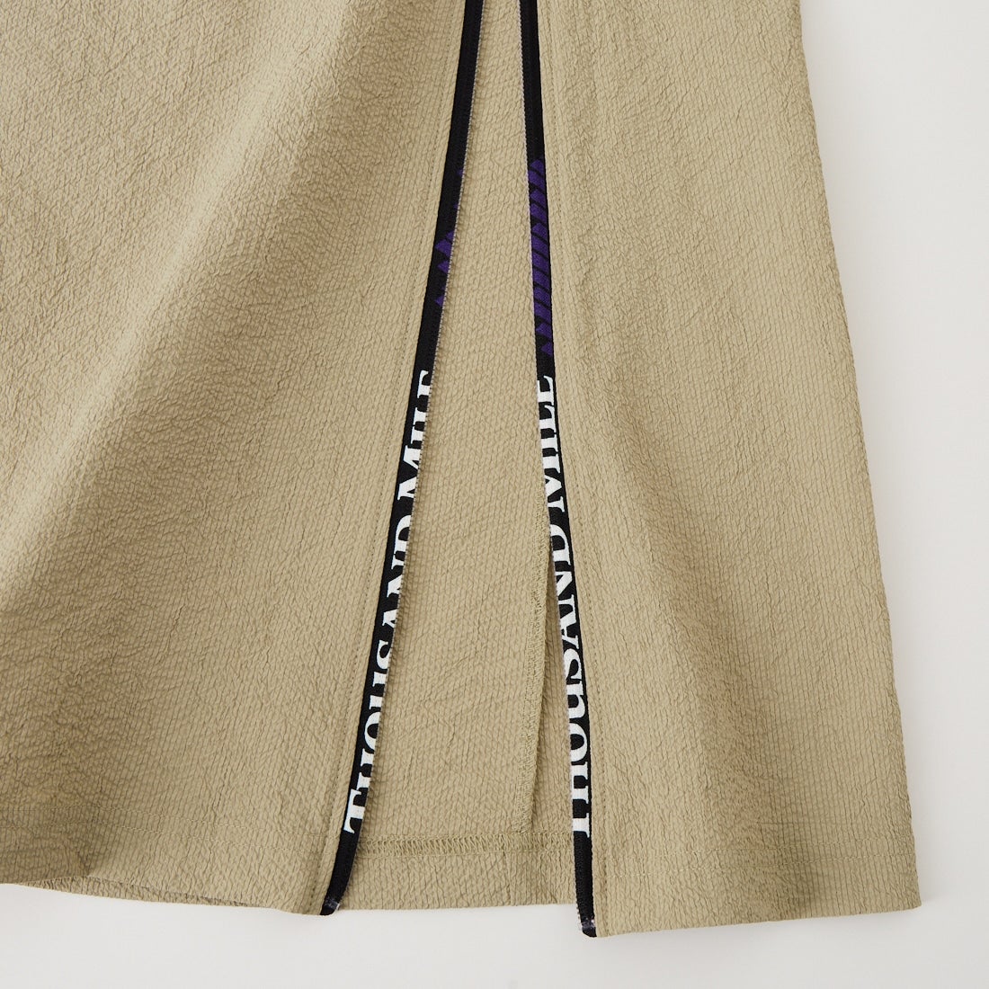 THOUSAND MILE [サウザンド マイル] 別注 シアサッカー ロゴジップ ショートスリーブワンピース [TM261SS50802-JF] 23 BEIGE